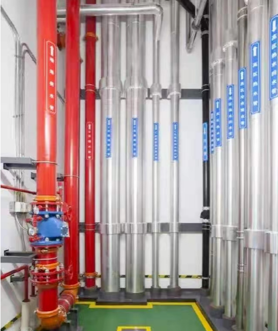 第27期：采暖、给水及热水供应系统的金属管道立管管卡安装应符合的规定插图